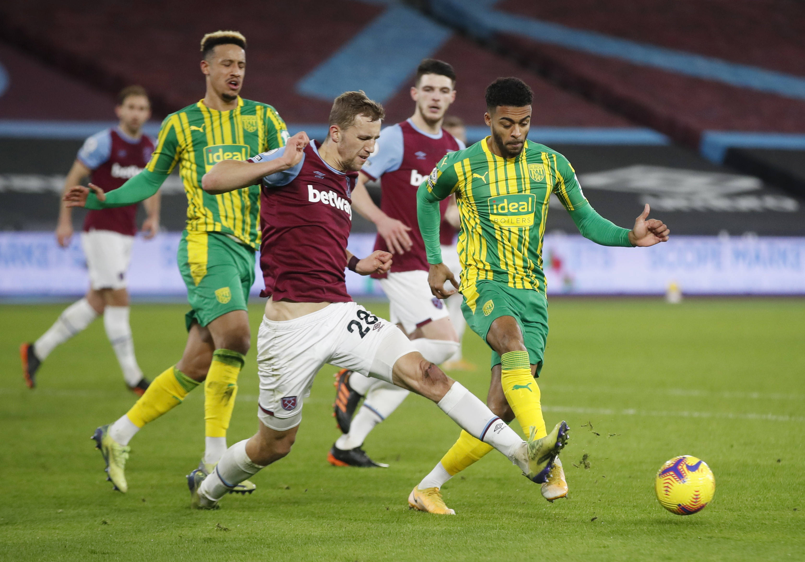 现在替补席 现在替补席