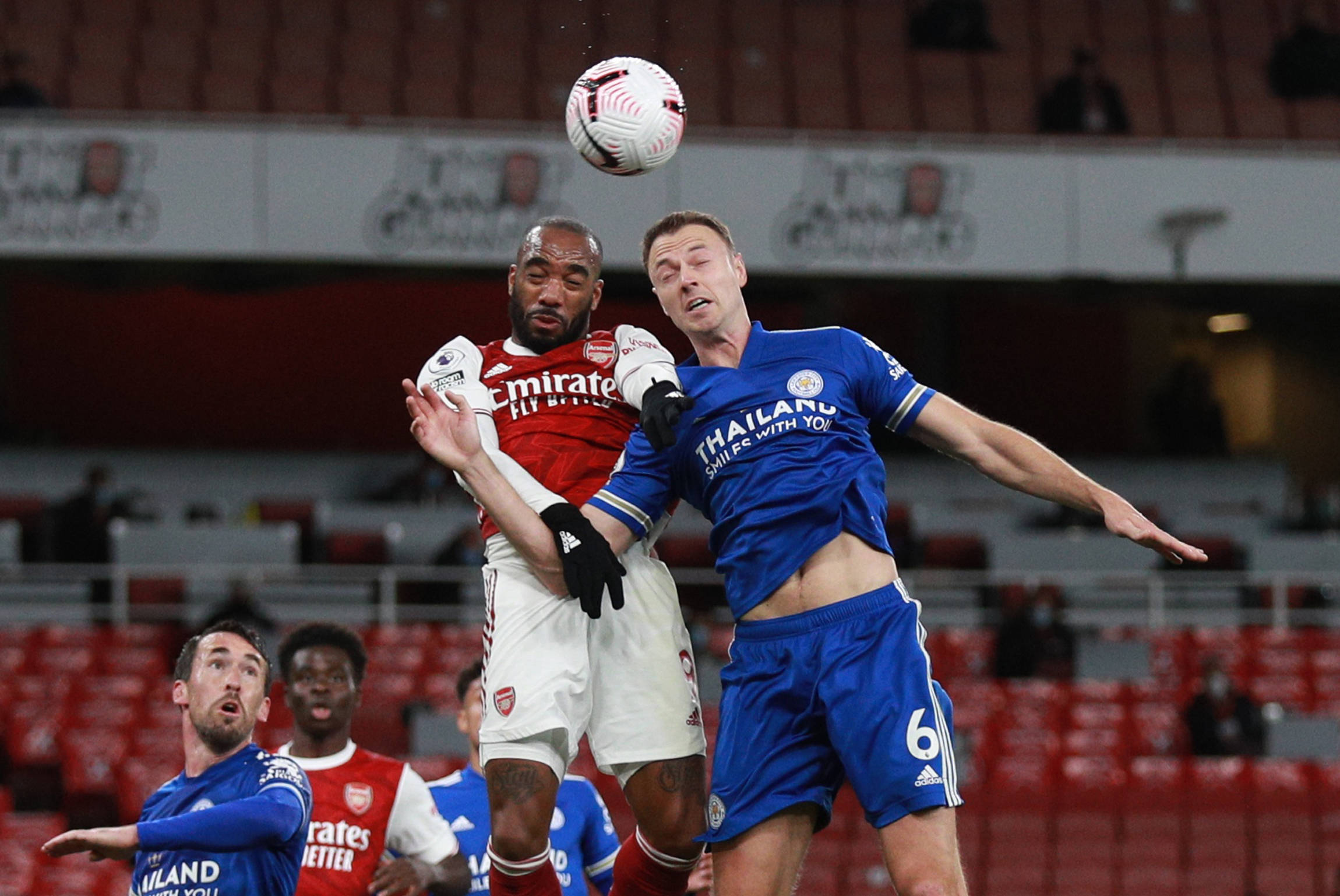 正逐渐吸引 正逐渐吸引